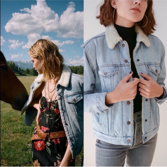 NWT Ex-Boyfriend Sherpa Trucker Jacket Light Wash - Picture 2 of 16